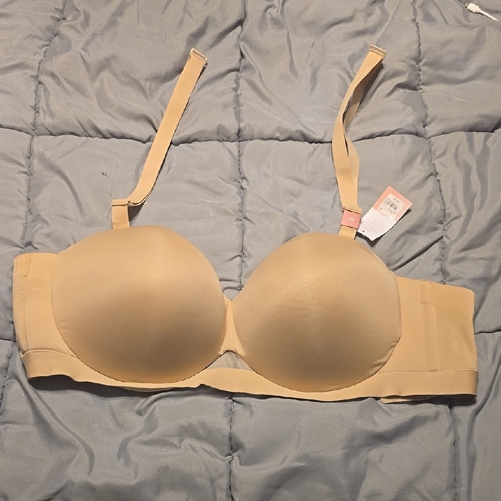 Cacique Cream Seamless Bra